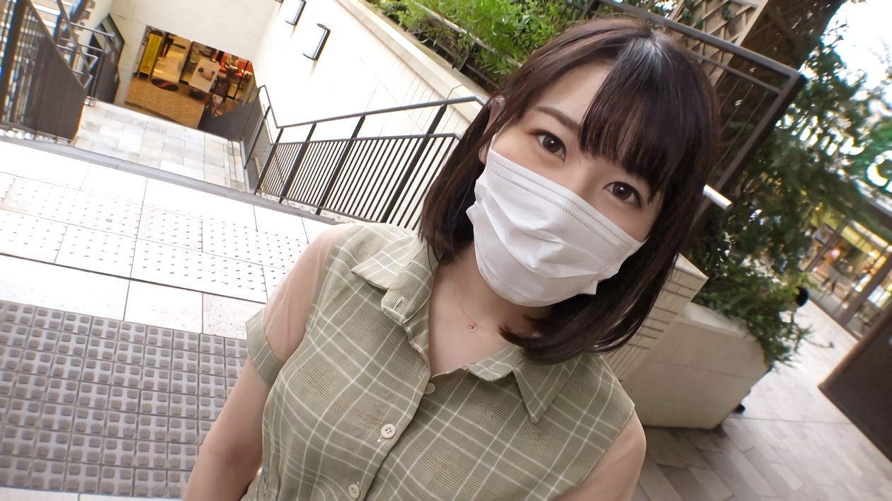 スベスベ白肌の清楚系で可愛い女子大生をナンパ