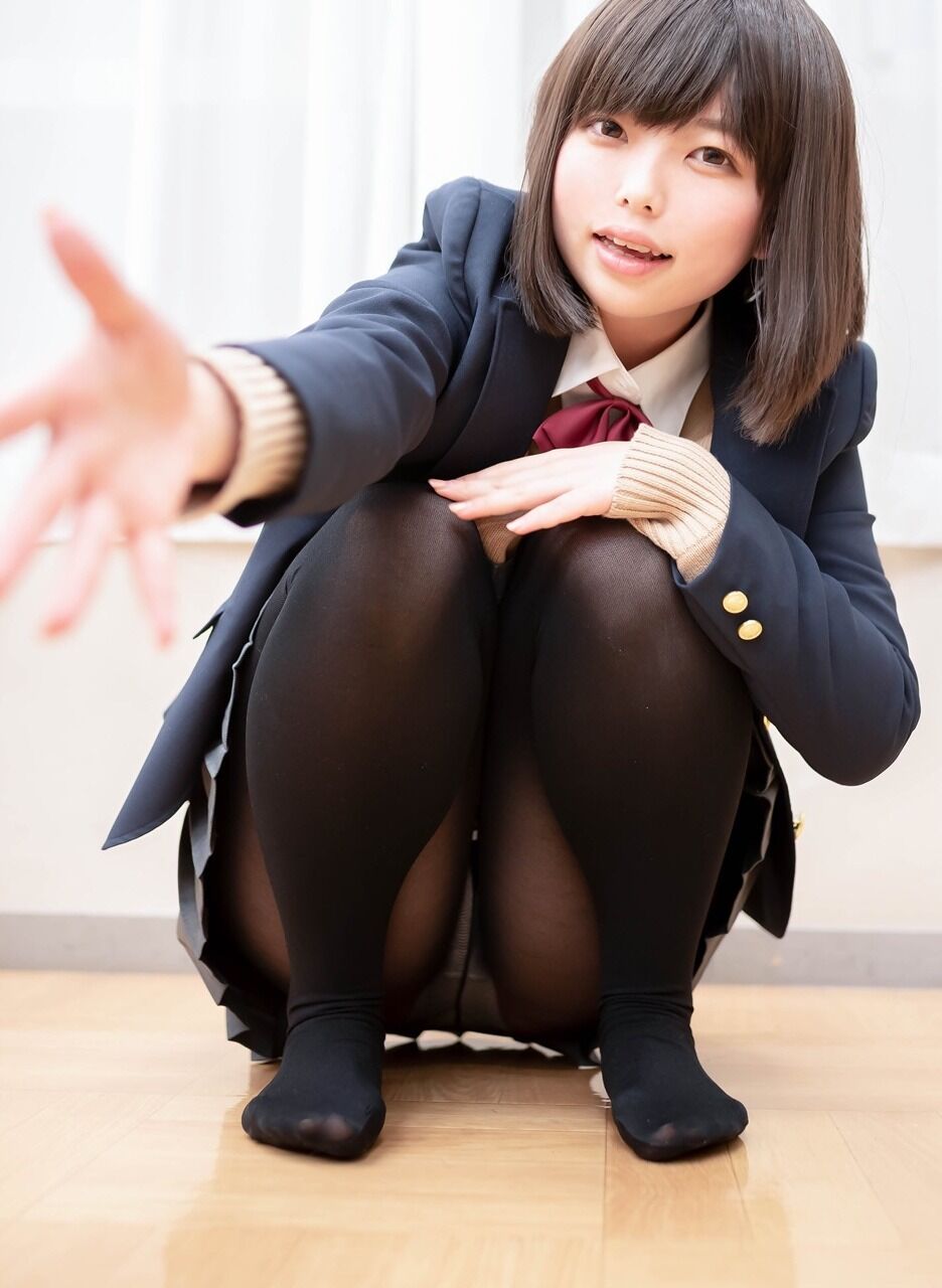 タイツパンチラ Part7]パンストの尻/太股/脚が好きなんです・・・パンティーストッキングのフェチ画像(30枚) | エロ画像掲示板(まとめ) EROG-BBS