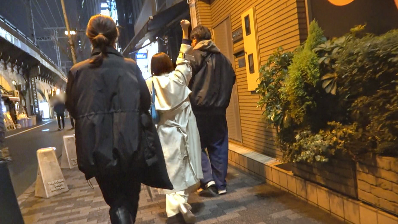 ショートヘアで可愛いミニマム女子のエロ尻