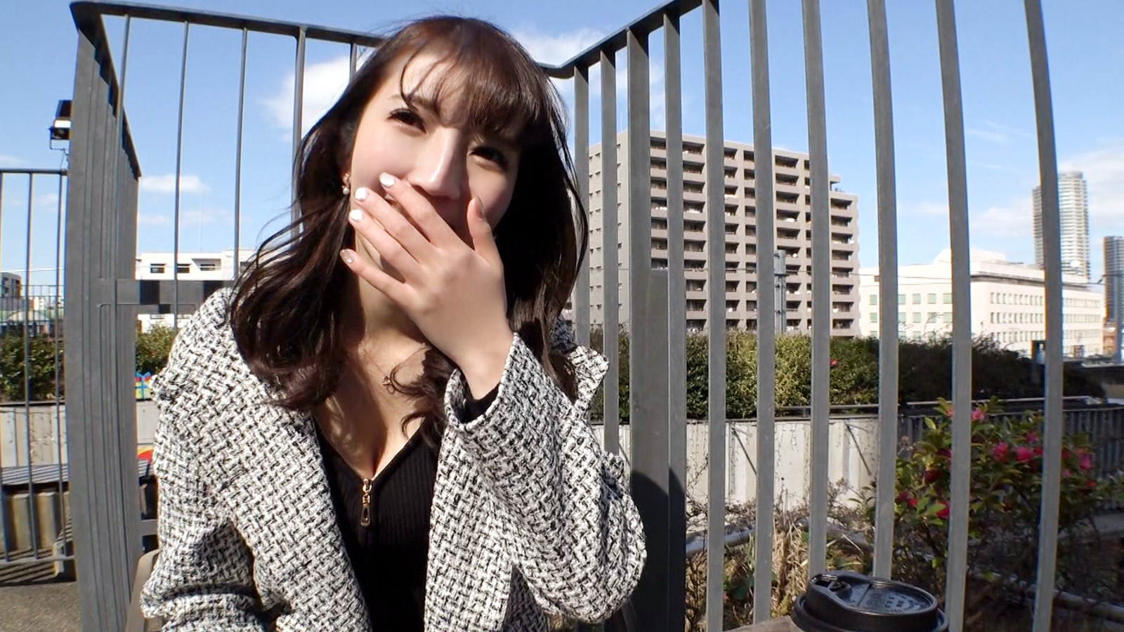 美巨乳な美人痴女お姉さんの逆ナンパ