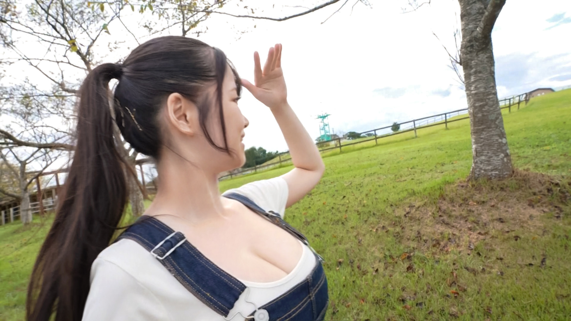 天然Hカップの牧場巨乳娘