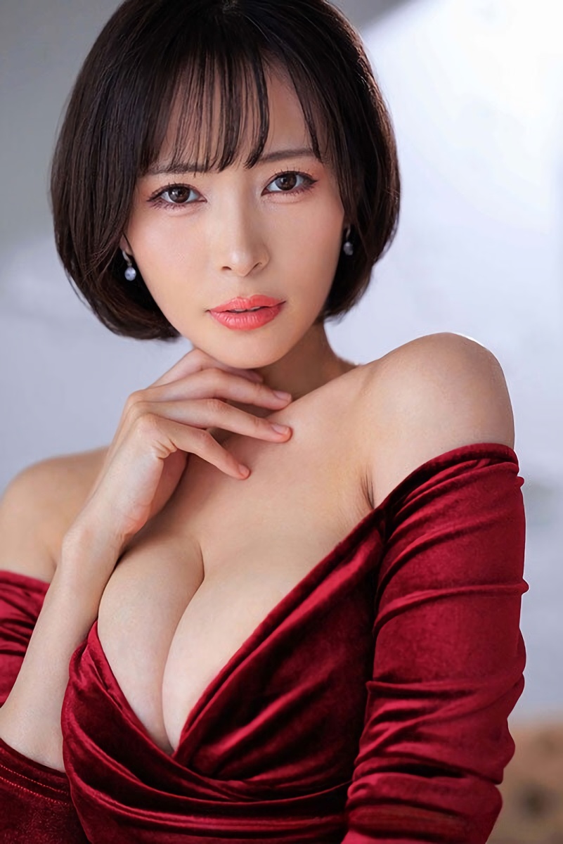 風俗や出会い系をしたくなる熟女や若妻の私服/顔のセクシーグラビア画像(Part3)