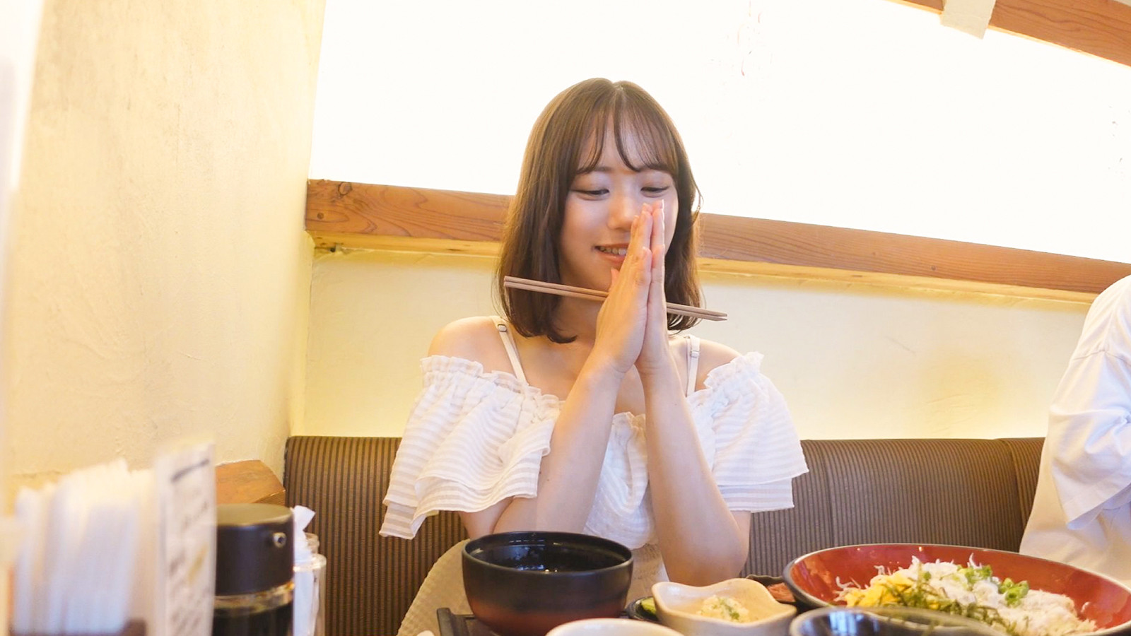 可愛い巨乳お姉さんを彼女としてレンタル