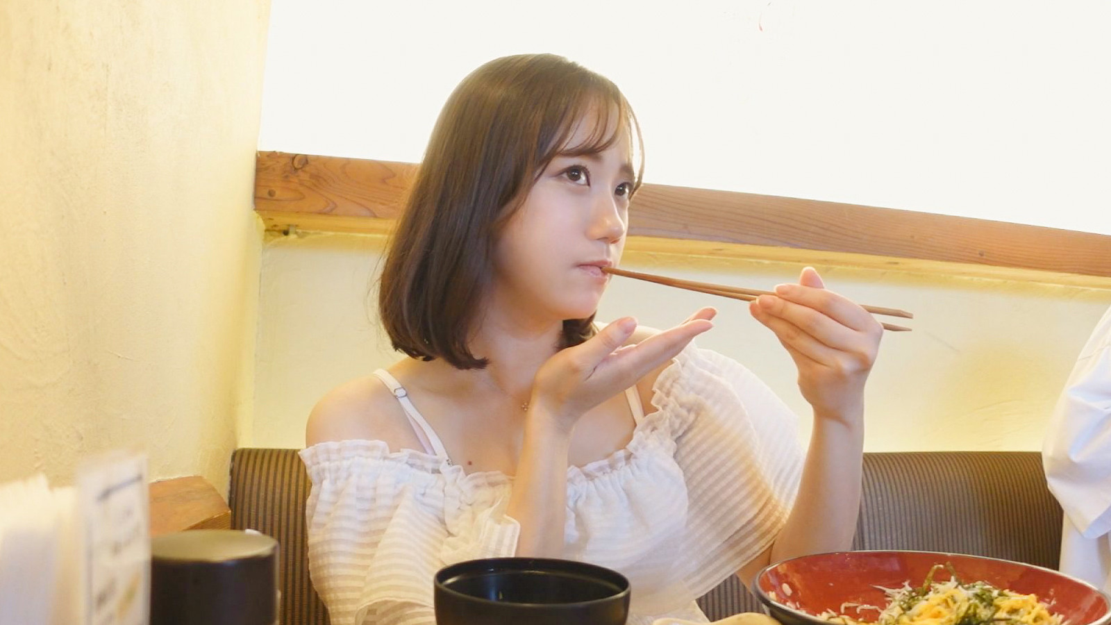 可愛い巨乳お姉さんを彼女としてレンタル