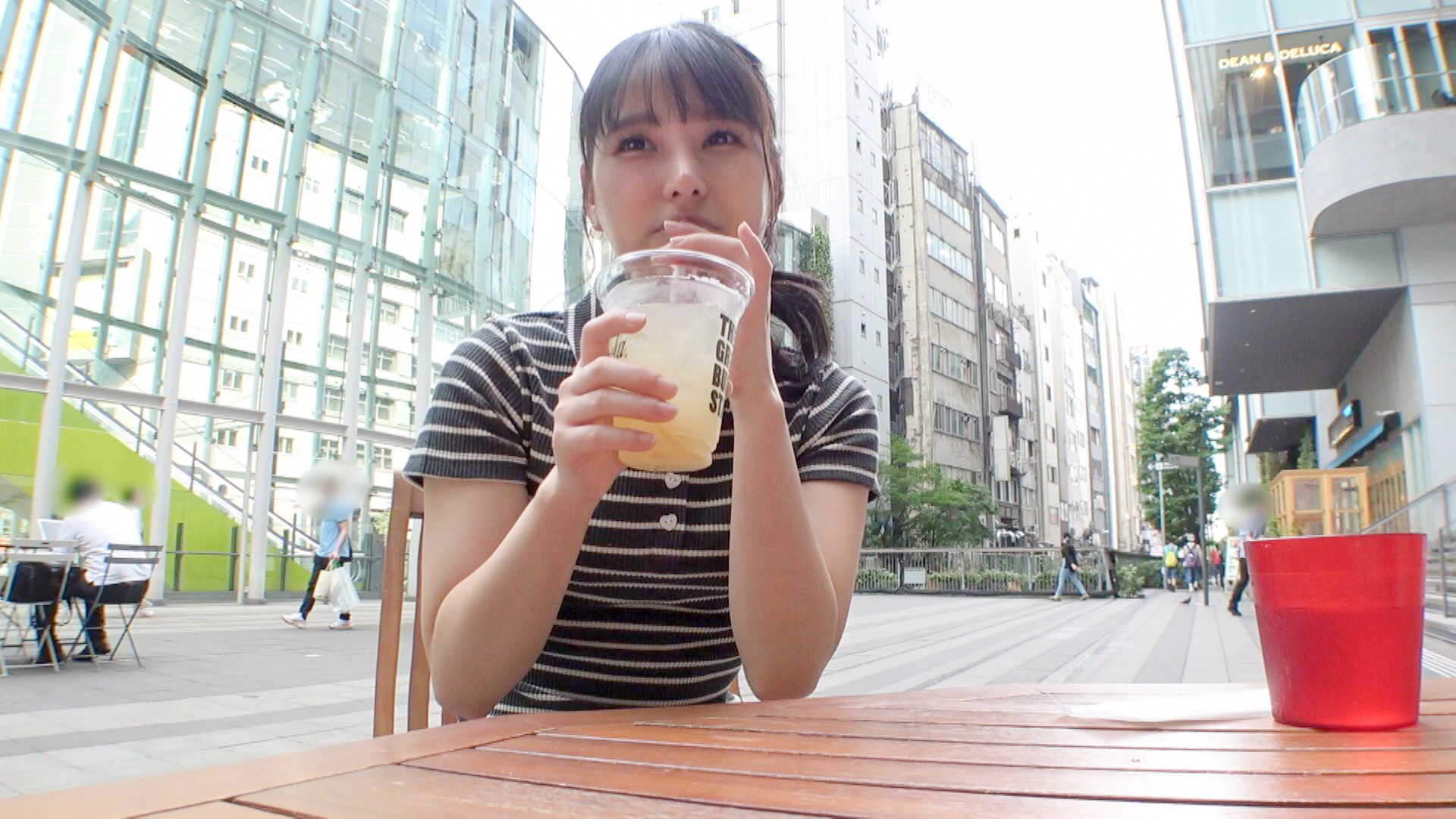 SEXで涙を流す可愛い女子