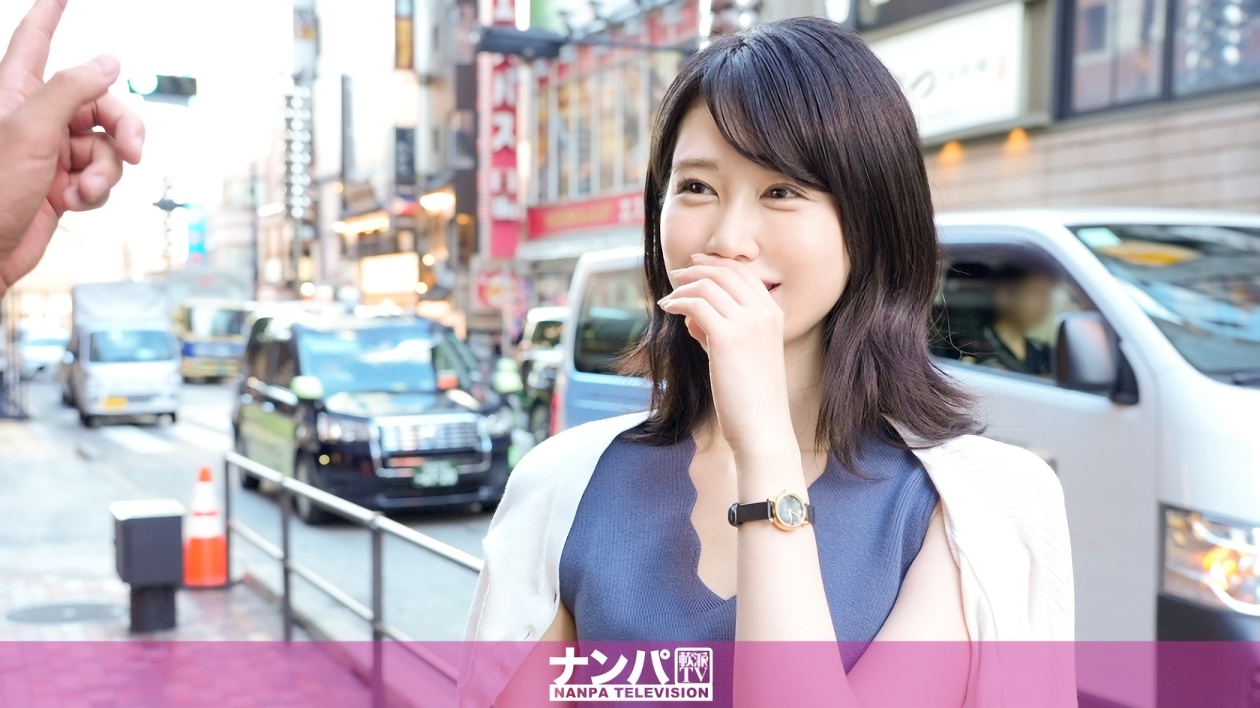 お尻の大きな大人の美人お姉さん