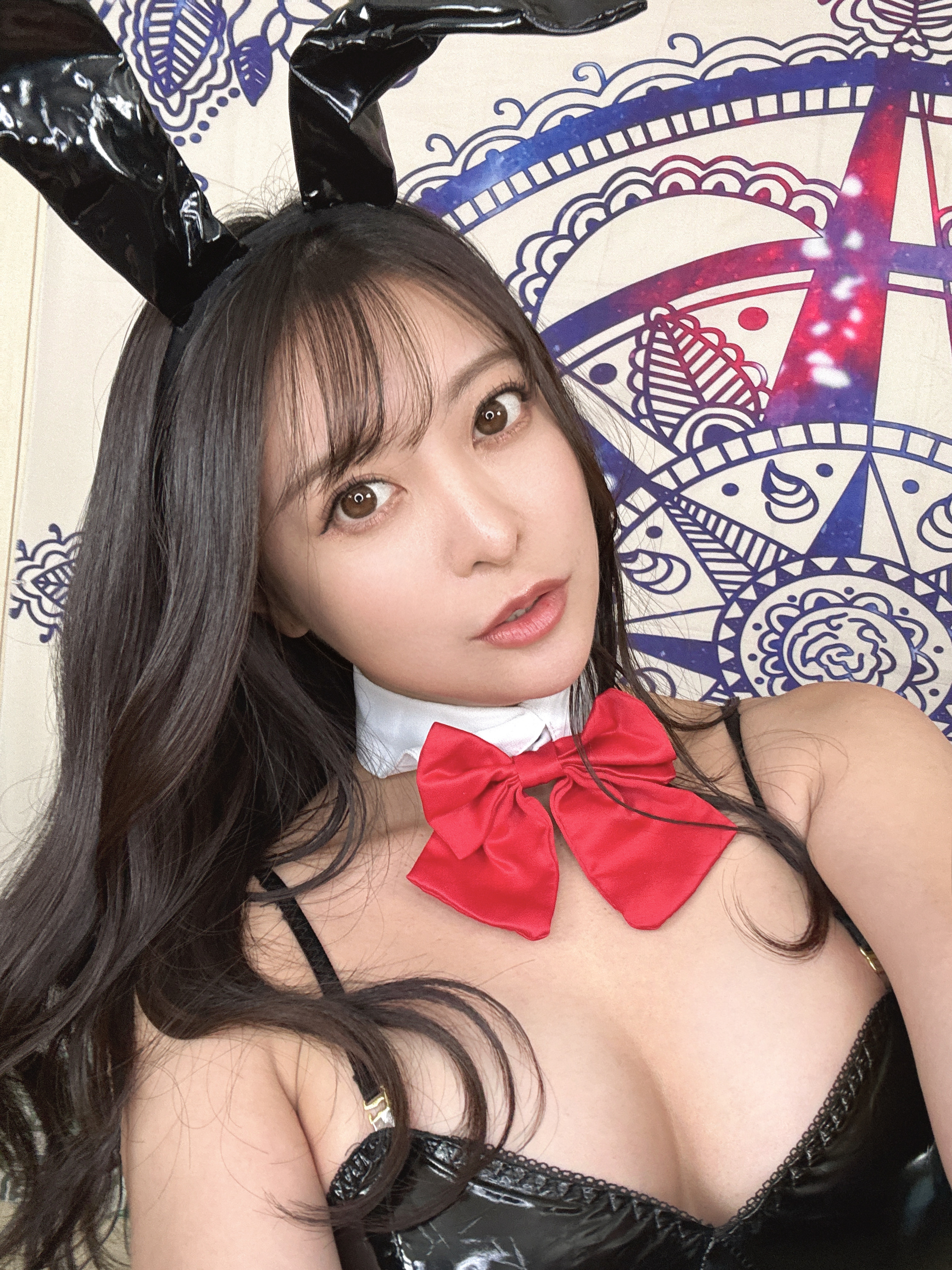 網タイツのドスケベ人妻