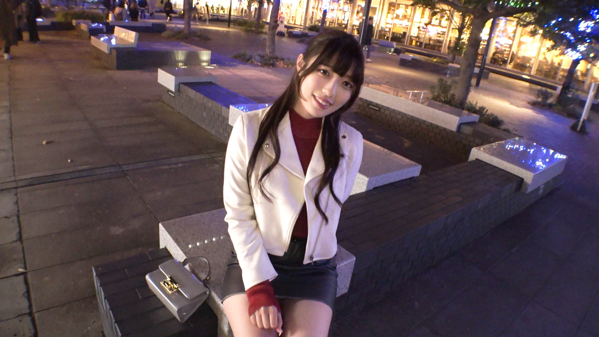 なんにでも負けず嫌いなエロボディな横浜女子とSEXでもガチバトルしちゃうぞ♪エロ画像写真集とロング動画(約20分)