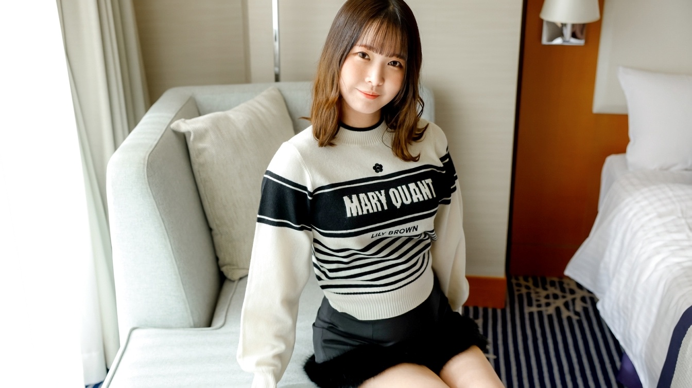 色白でピンク乳首娘のSEX