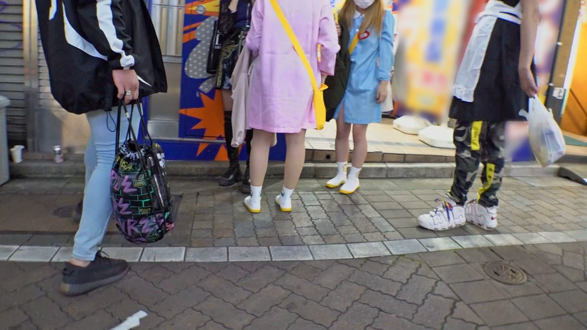 ムッチリサンバ女子の乱交SEX