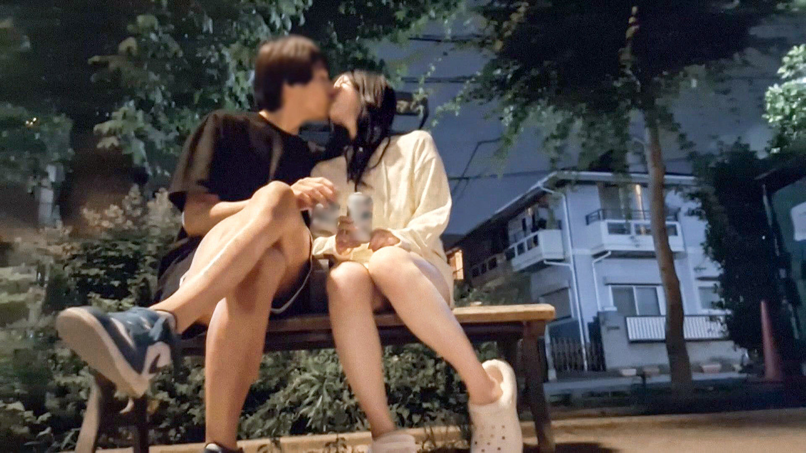 同棲彼女と中出しハメ撮り