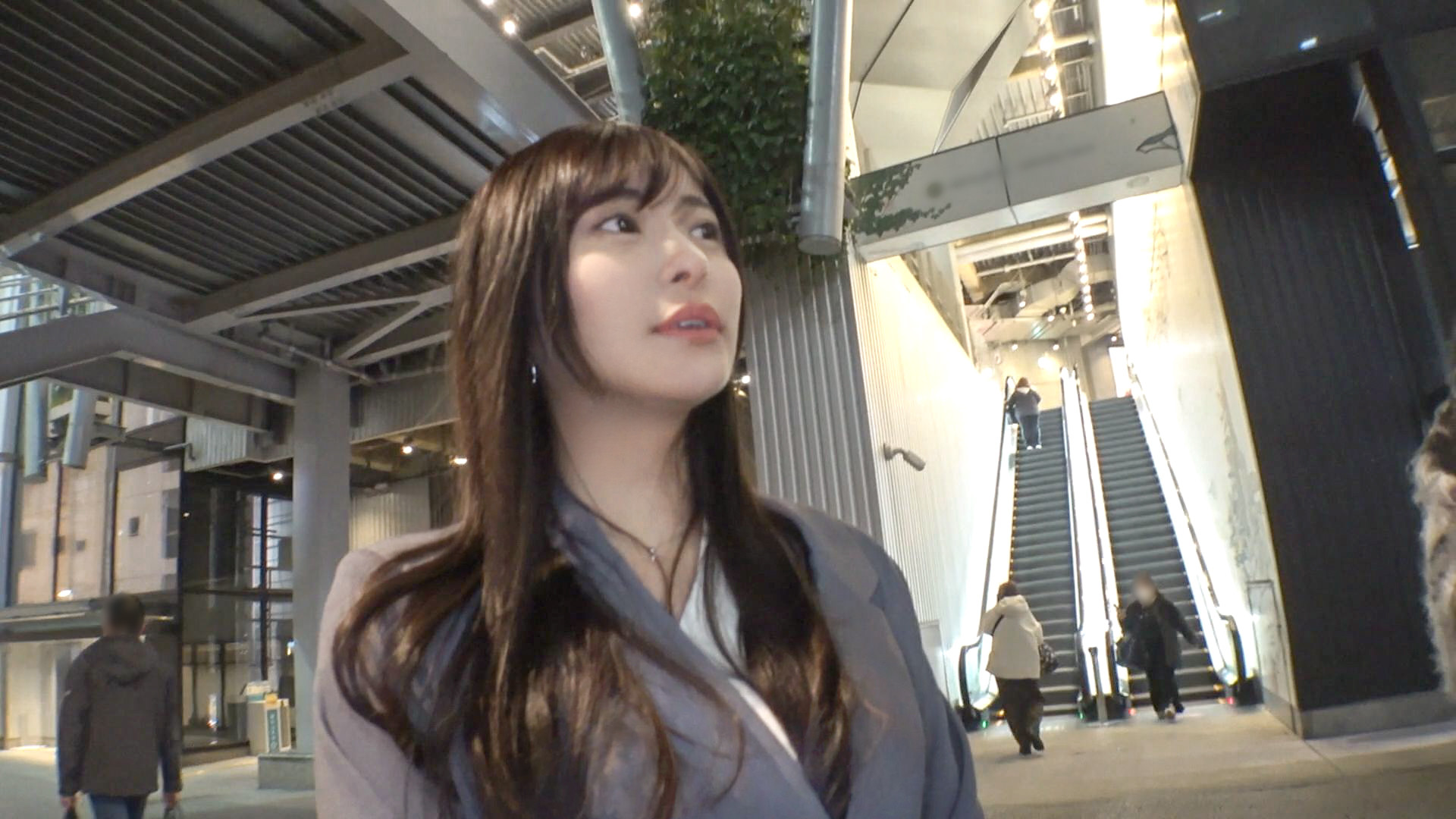 黒髪ロングヘアお姉さんのSEX