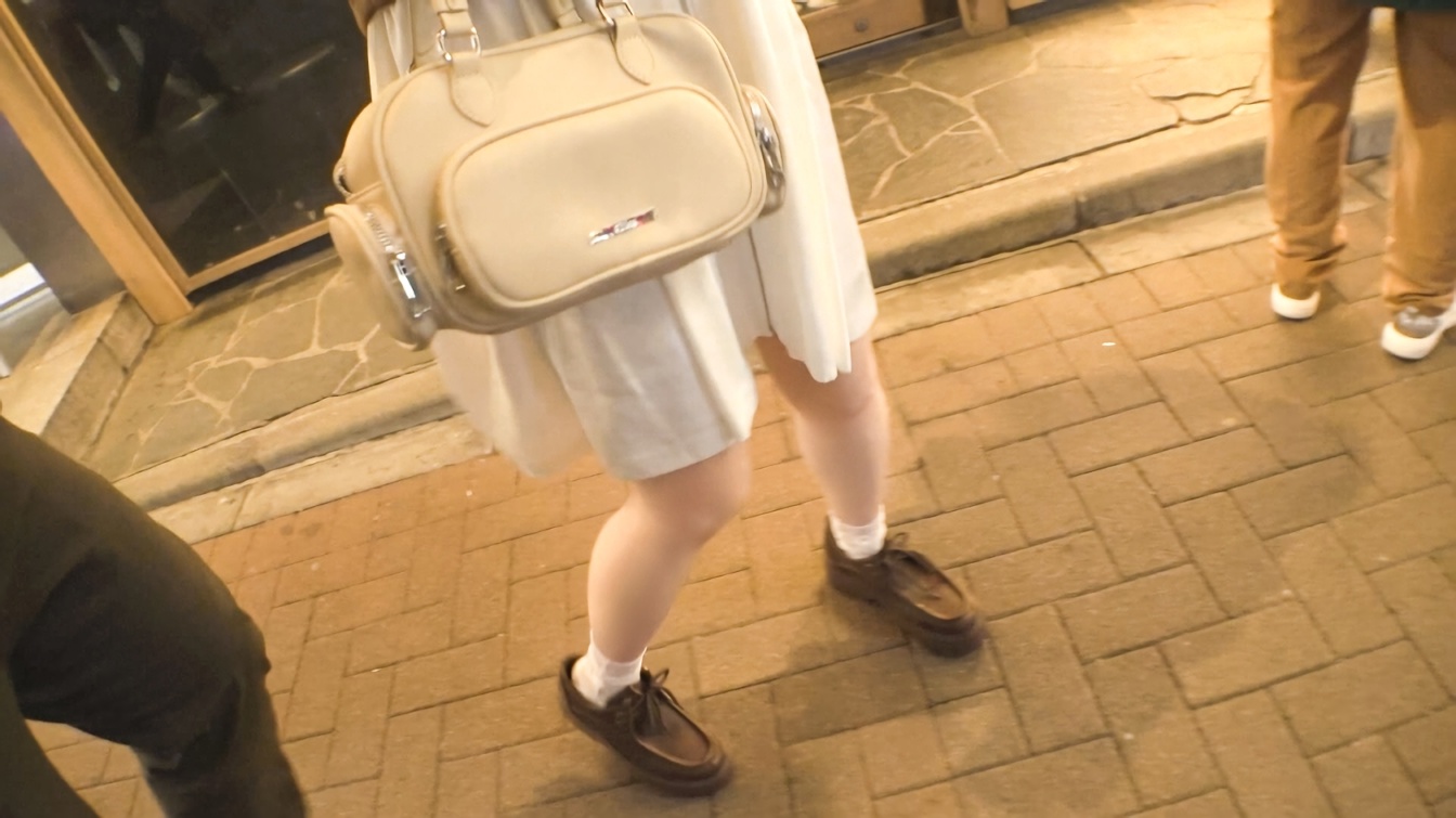 Hカップムッチリ巨乳女子の乳揺れSEX