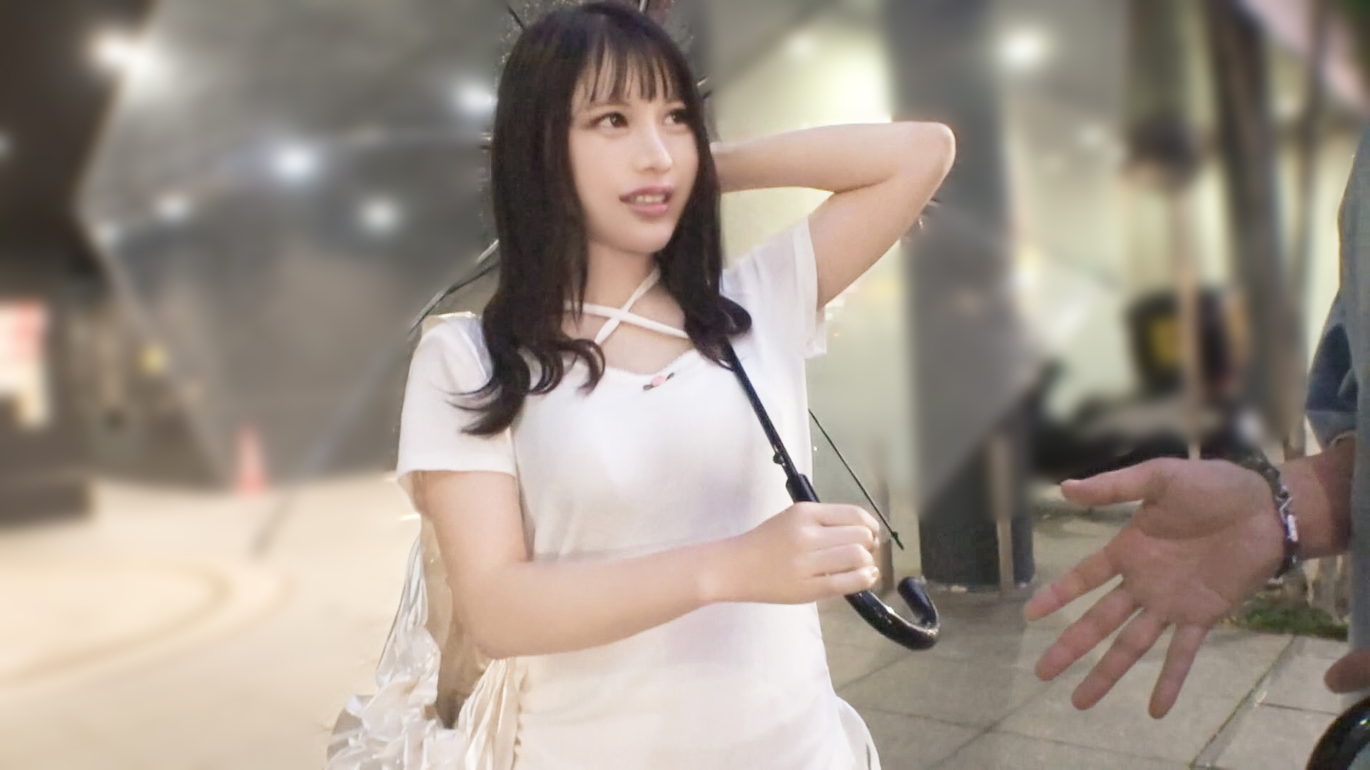 女子大生の潮吹きガン突きSEX