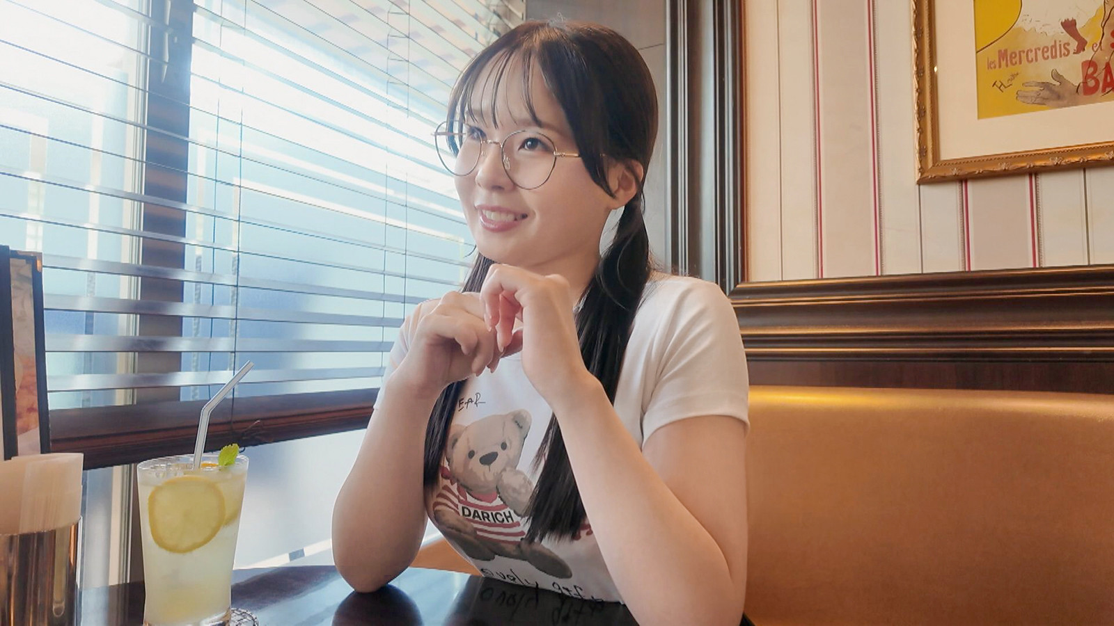 ムチパイでムチマンなツインテール巨乳眼鏡娘(JD)の交尾です♪エロ画像写真集とロング動画(約20分)