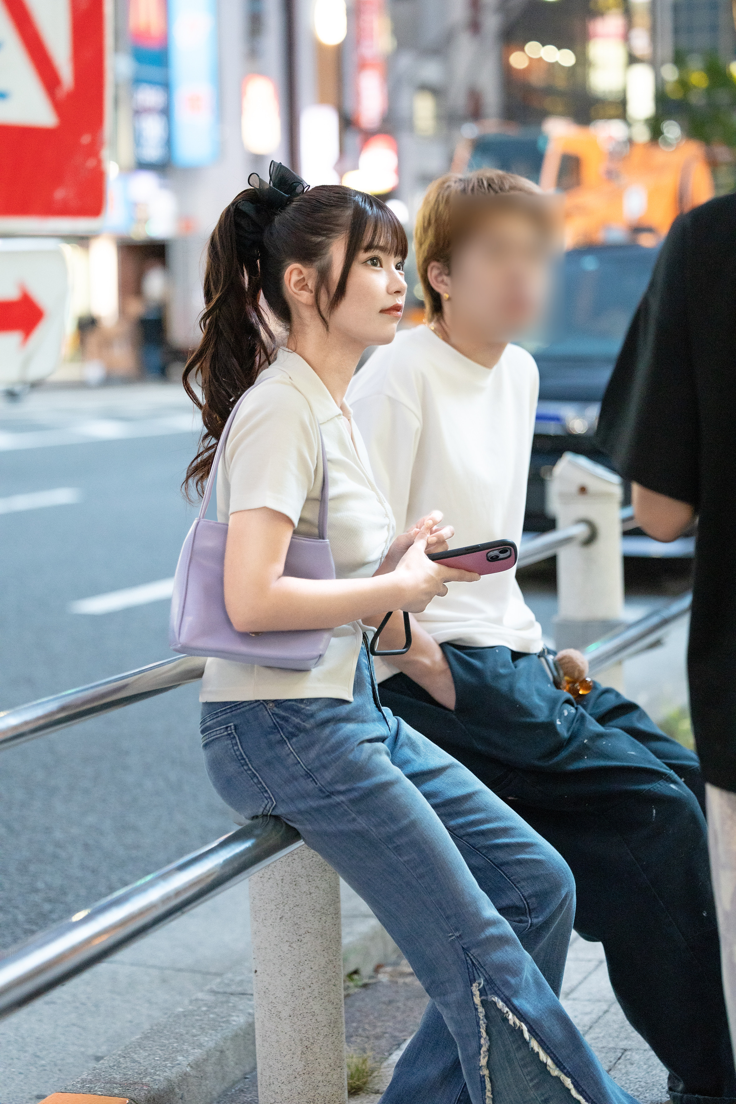 彼氏とデート中のポニーテール保育士女子がこの後他人棒でめちゃくちゃ寝取られちゃいます♪エロ画像写真集とロング動画(約20分)