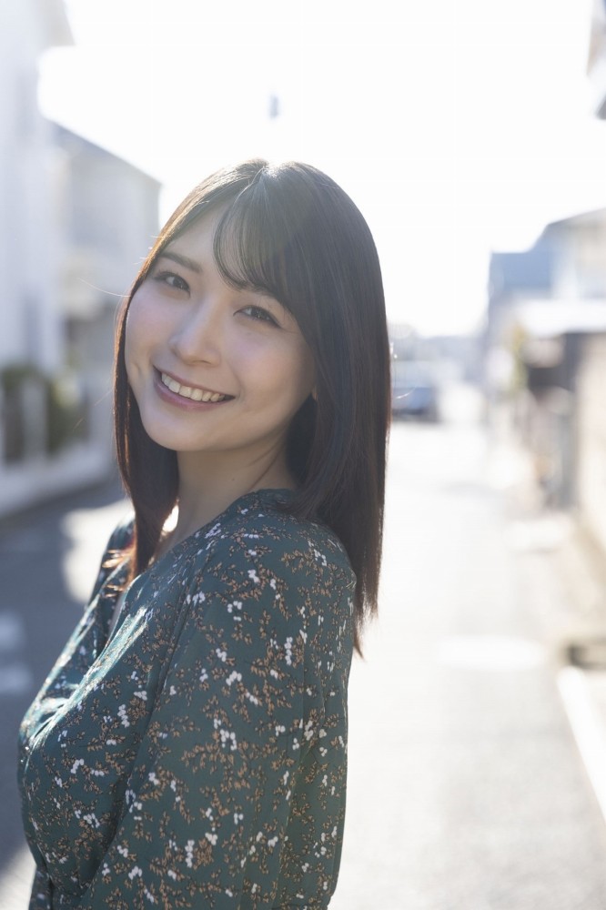 「あまつまりな」グラビア画像