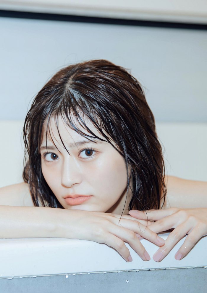 「月足天音」グラビア画像